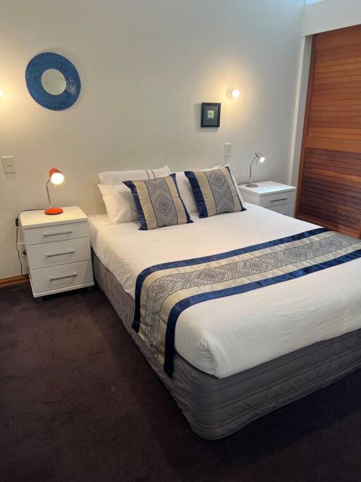 Seaview Waterfront Hotel Apt Auckland Buitenkant foto