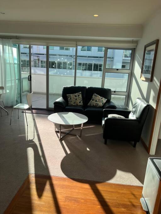 Seaview Waterfront Hotel Apt Auckland Buitenkant foto