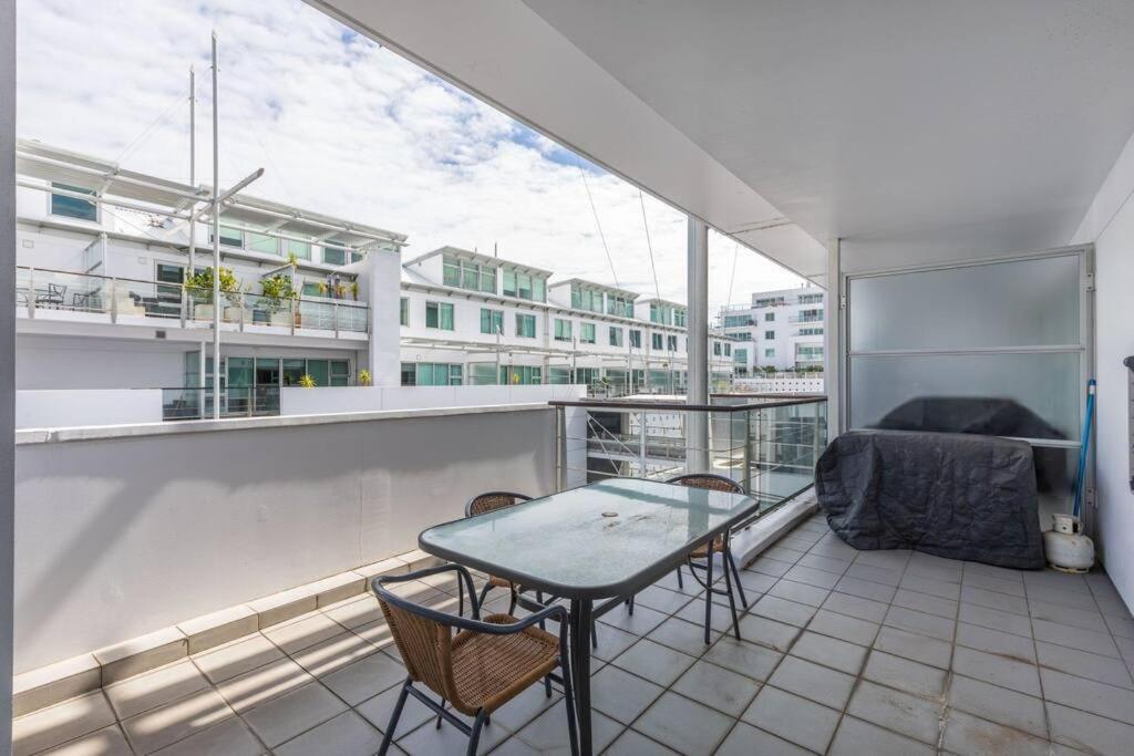 Seaview Waterfront Hotel Apt Auckland Buitenkant foto