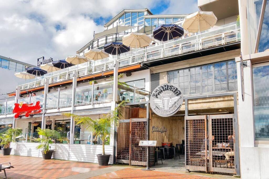Seaview Waterfront Hotel Apt Auckland Buitenkant foto
