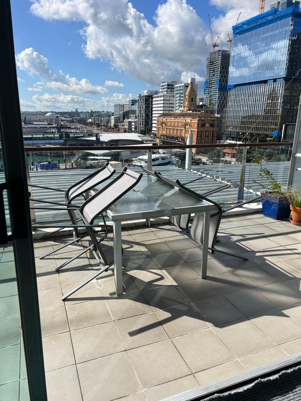 Seaview Waterfront Hotel Apt Auckland Buitenkant foto