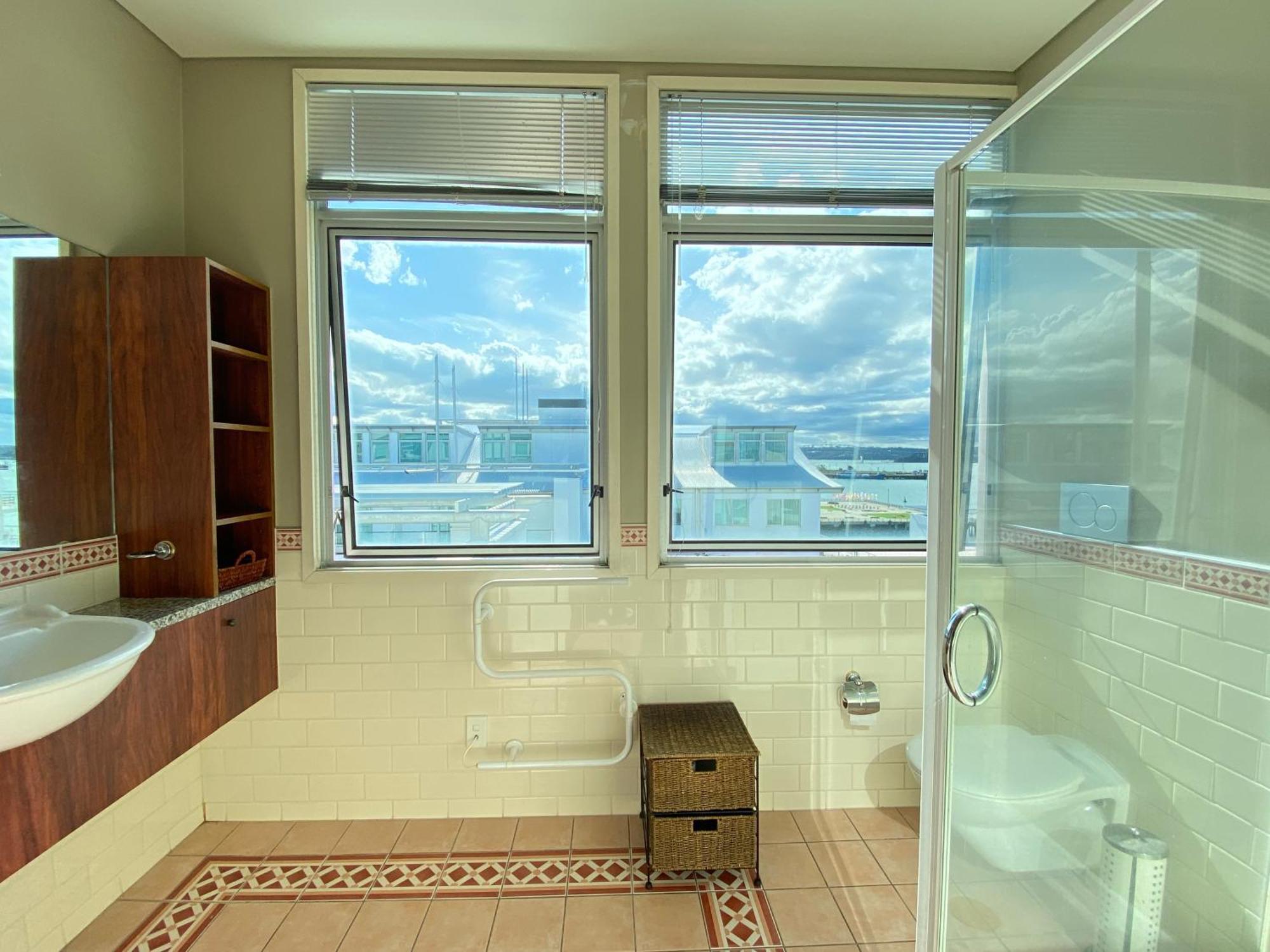 Seaview Waterfront Hotel Apt Auckland Buitenkant foto